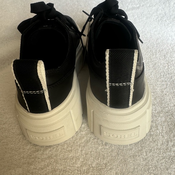 Sorel Caribou waterproof sneaker - Picture 5 of 7